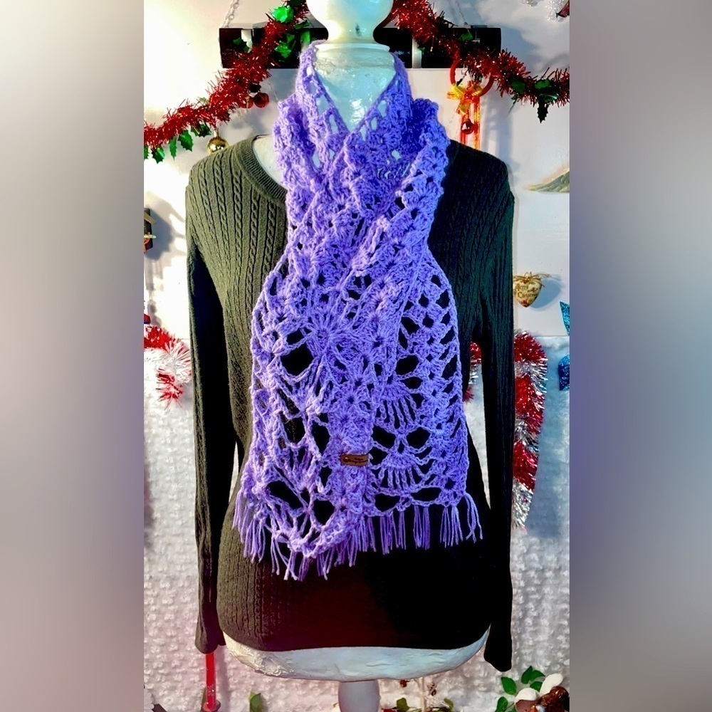 NWT DOC L’s Empowerment Patches Dainty LightWeight Hand Crocheted With Fringe!